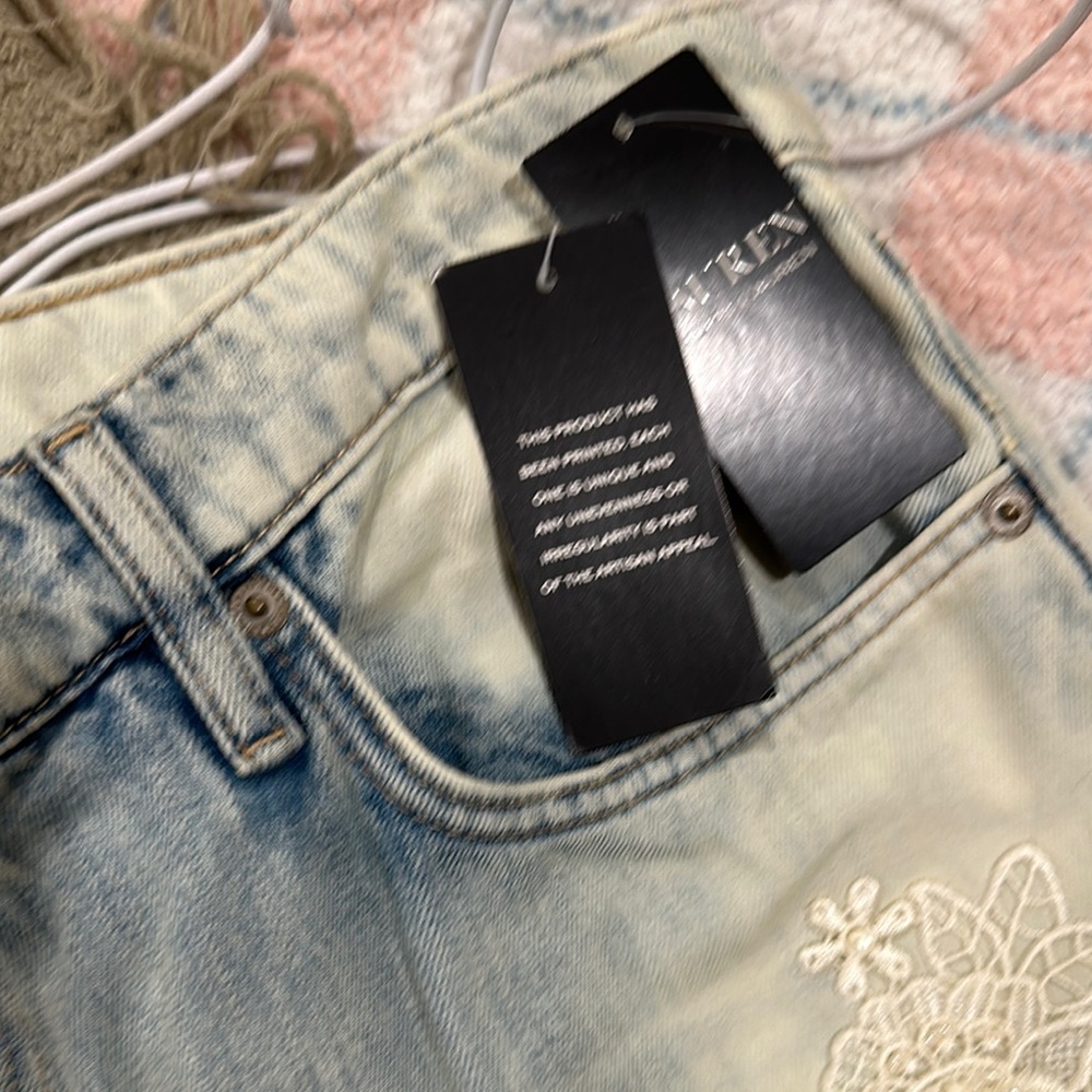 Ralph Lauren Blue Relaxed Jeans with Distressing and Patches - Picture 3 of 3